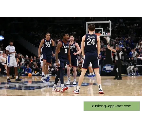 穆林斯谈绝杀杜克时刻 回忆小时候曾梦想站上这关键时刻